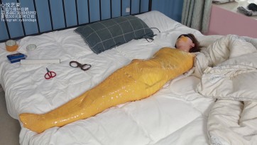 【心悦艺束】文文的保鲜膜和胶带全包