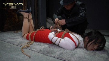 【一绳有你】【魔鬼黑狱】刑房内被特务手铐脚镣皮鞭打极限后高手吊驷马吊折磨的小美女婷婷漂亮无敌