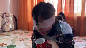 【玩奴原创】人形犬口水分泌机的使用方法，棒棒糖入喉核酸检测，汹涌大量口水流不停，口环鼻钩，口水囚徒系列