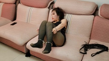 【一往情深】少妇专辑之《黑丝惹的祸》