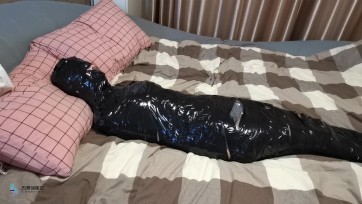 【JS】瑾萱 保鲜膜全包 胶带木乃伊 震动D刺激 原味棉袜封堵