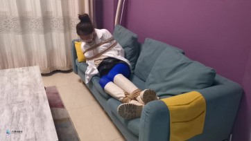 【JS】采文《报复女医生》上-贪财女医忽悠患者惨遭迷晕捆绑劫持报复/蓝丝/白棉袜/靴子/恋足/足J/原味封堵