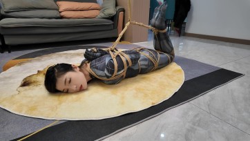 【李大侠原创】被束缚的女蜘蛛