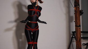 【路由紧缚】小纯美体绳艺 打屁股