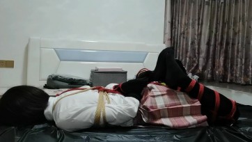 【璇云】小璇的自缚-后手折腿挣扎