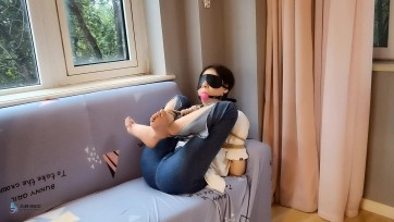 【JS】【丹维】裸足沙发团缚捆绑 蒙眼 口球堵嘴 挠痒