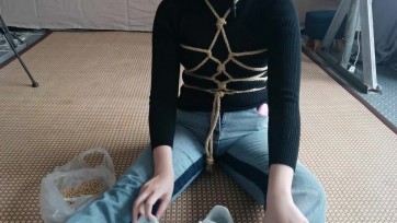 【绳之韵】豆豆，食髓知味的自虐女孩，假JJ塞入外出第一集，室内自虐，TT塞入+棒双重嗨，假J口塞+TT塞入+踩豆，外出游戏的“豆豆式”标准配置示范