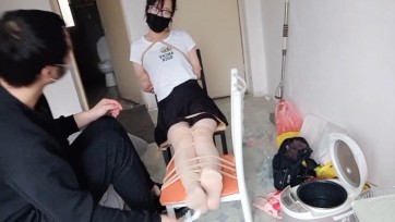 【默默原创】姐弟的游戏