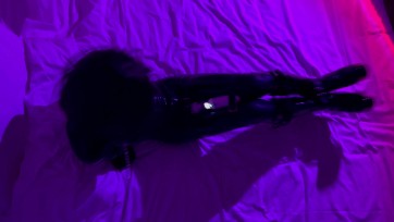 【JIOJIO】JIOJIO的黑色乳胶衣 皮具拘束 放置震动