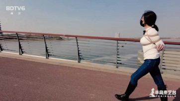 【半岛束艺台】【户外】鹿野附体：扎林娜捆绑购物，店老板手忙脚乱，散步大妈目瞪口呆