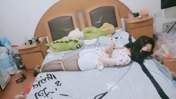 【默默原创】调教凌辱小姑娘