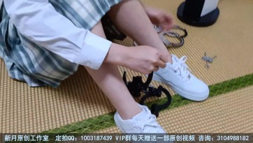 【新月原创】【雨涵】脱鞋镣铐测试 踮脚 不同镣铐 各种姿势走路活动 妹子对每一种镣铐的评价