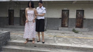 【梨花雨】飞扬跋扈