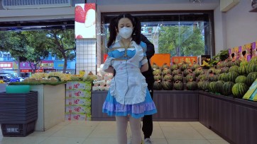 【晓鹿绳艺】【外出打工日常】工作室不景气靠打工维持了，随机挑选商店，塞入玩具带上电击R夹来招揽服务顾客换取一盒水果也够拼了，关键还有顾客乘机卡油占便宜