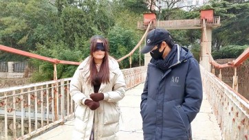 【一绳所爱】蒙眼逛公园——《小花影》