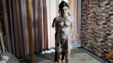 【随心原创】美车模江奈 旗袍高跟鞋 弯腰半吊 驷马放置 老虎凳TK+SP