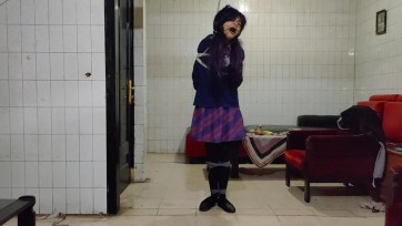 【TiedIndonesia】【cos装订】【黑丝】【jk制服】komi逃不掉的。正在学习的时候，敲门声响起。 科米桑走过去开门，顿时被一个陌生人给下了药。 Komi san 被各种风格紧紧地绑在一起