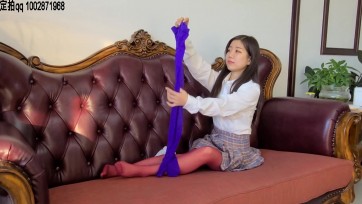 【一往情深】催眠定身私拍《小鹿间谍被俘》