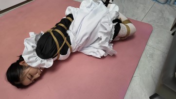 【李大侠原创】佳佳-绑架人妻之白丝女仆 第二集上