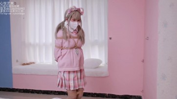 【心悦艺束】可爱小萝莉红木驷马束缚