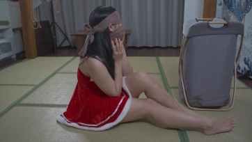 【象人工作室】嗷嗷 沉沉-女调女丝足，全程塞满堵嘴，棒棒玩到多次gc，舔足！