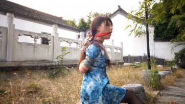 【锐度主张】嫣儿 户外连衣裙高跟五花口球