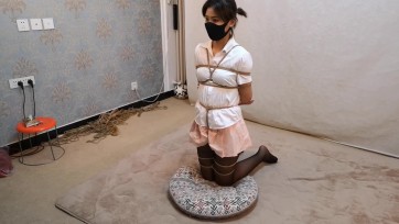 【束缘阁】短发少女 调叫 严厉的股绳