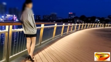 【绳舞飞扬】紧缚行走……日式紧缚、打结丁字绳每次行走都带来酥麻的摩擦……在户外人来人往的广场，不得不承认，的确很刺激！！